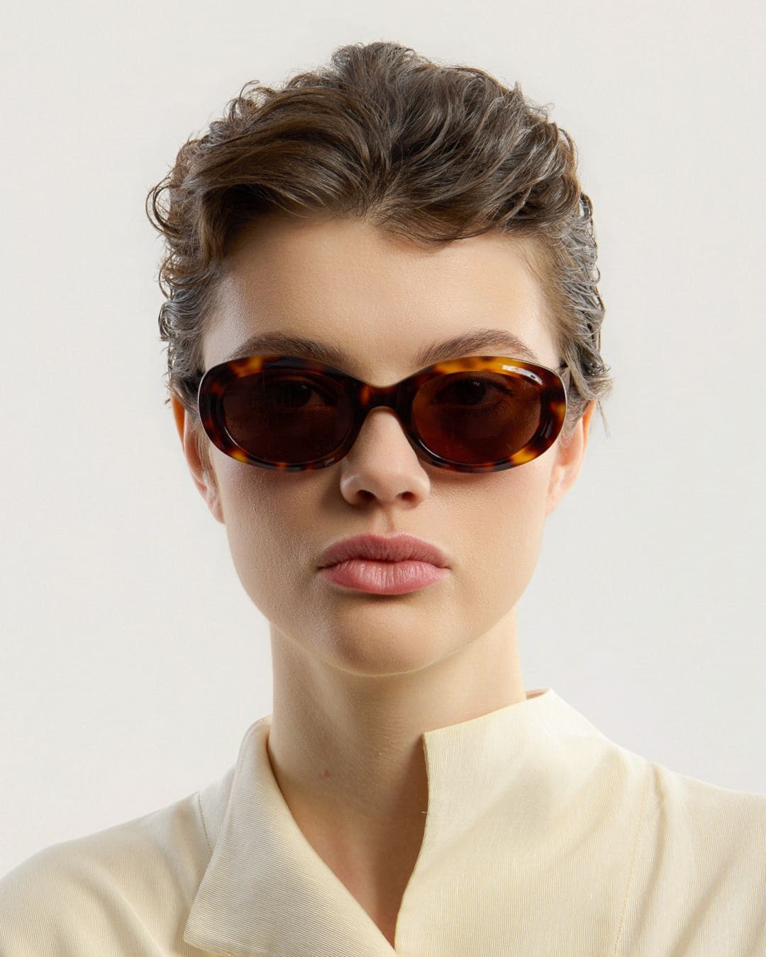 Carpi Tortoise Brown - Classic Oval Sunglasses by Corlin